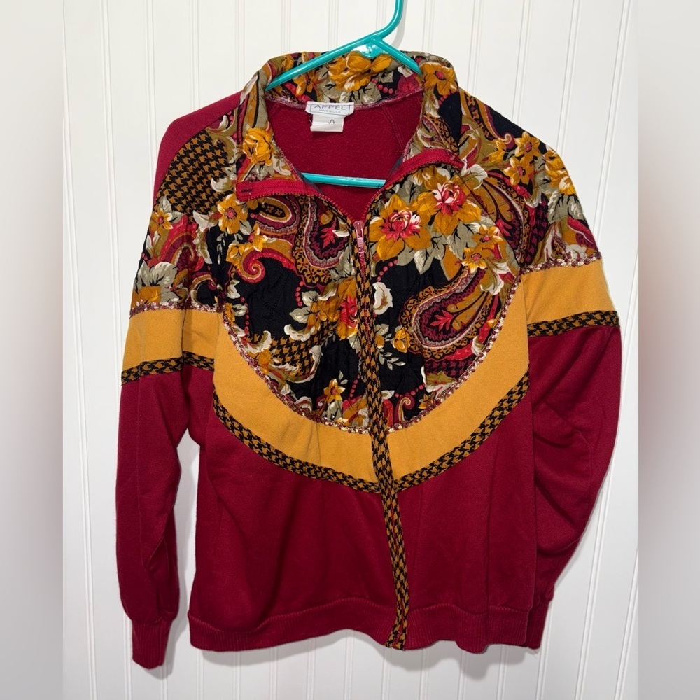 Vintage Floral Patterned Sweater Quilted Accents